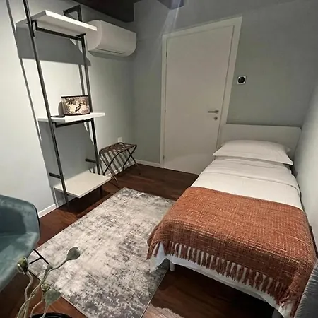 Lägenhet Giode X Luxury Ponte Pietra *